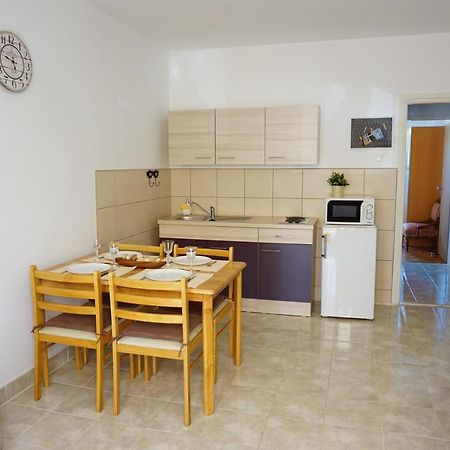 Apartment Jelena Фажана Екстер'єр фото