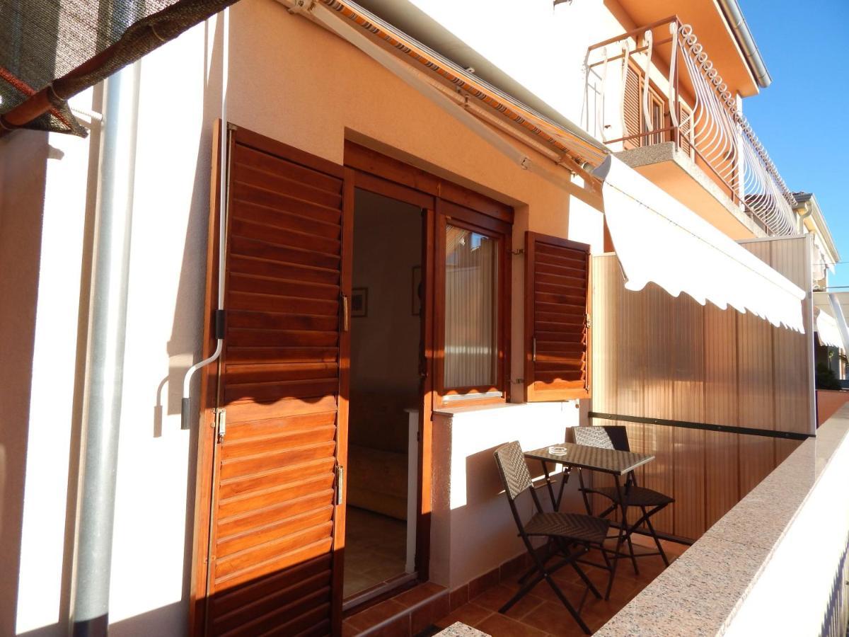 Apartment Jelena Фажана Екстер'єр фото