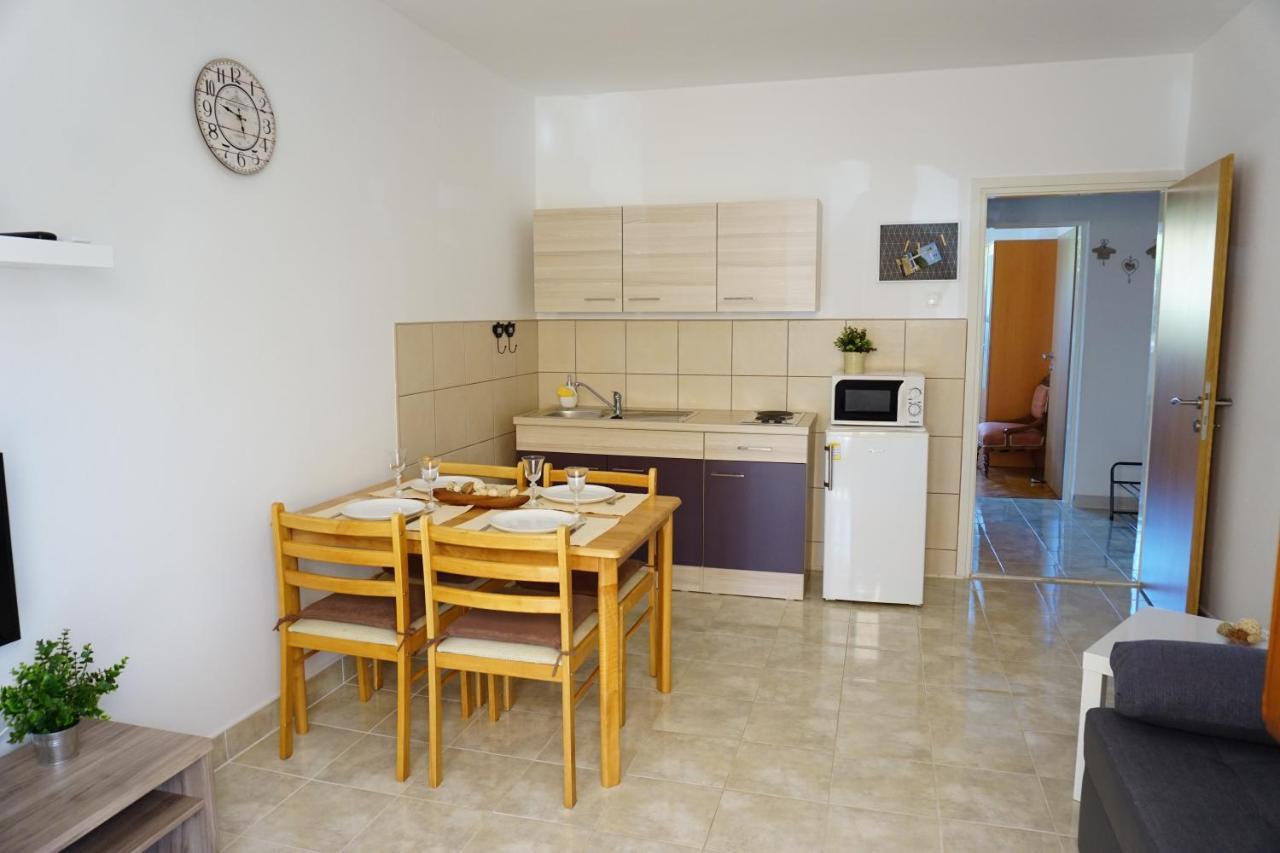 Apartment Jelena Фажана Екстер'єр фото