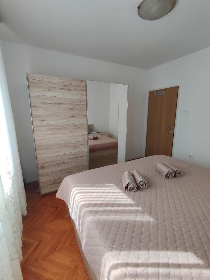Apartment Jelena Фажана Екстер'єр фото