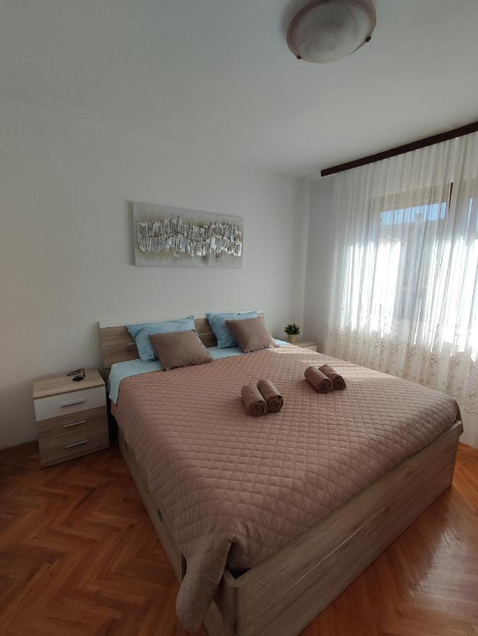 Apartment Jelena Фажана Екстер'єр фото